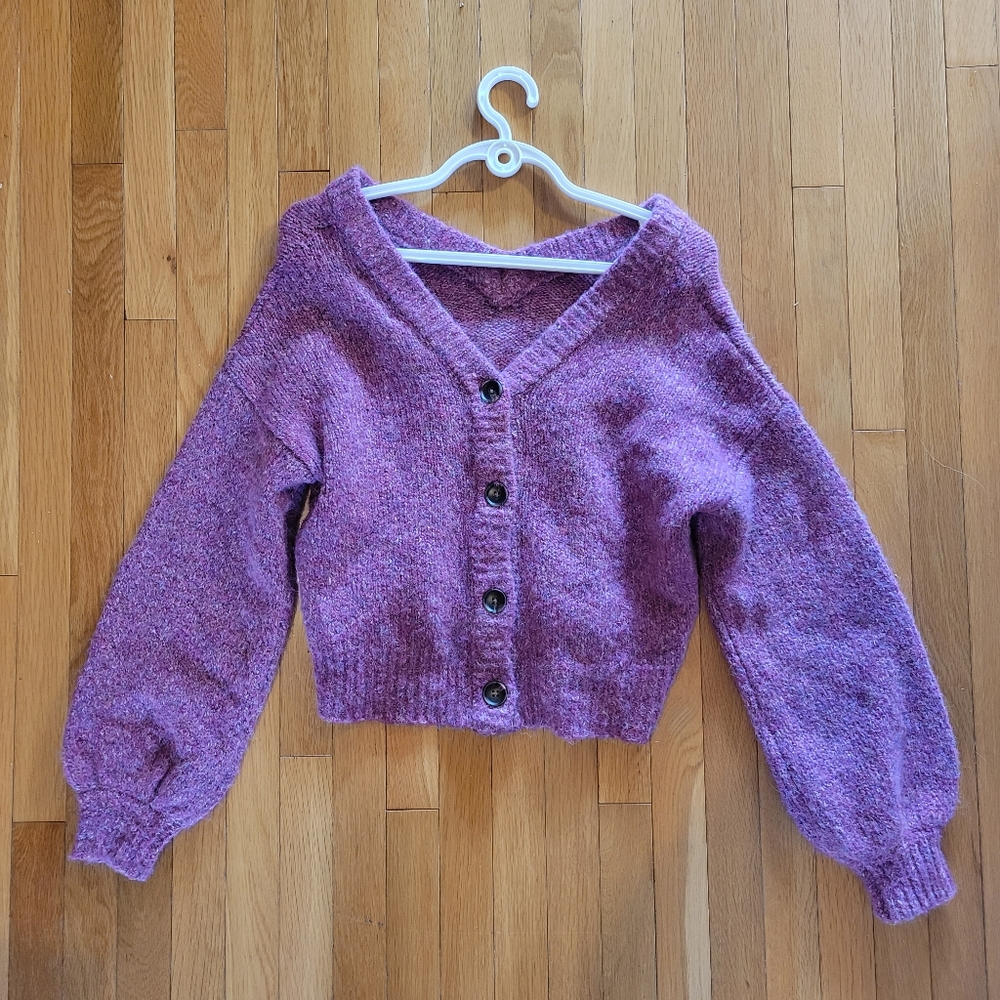 William Rast knit cropped v-neck cardigan sweater button front XS